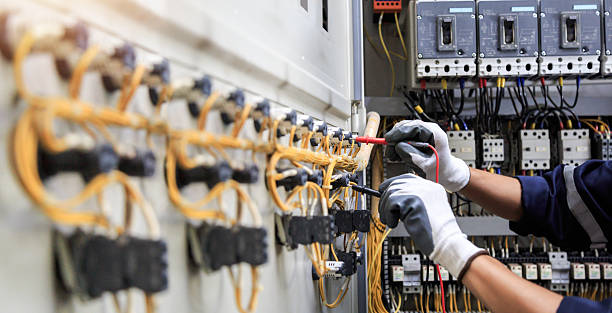 Professional Electrician technician working in Enterprise, AL